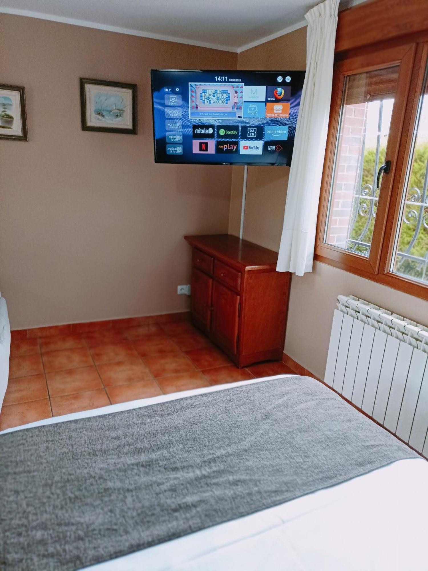 Apartamentos El Castaneu Corao Екстер'єр фото